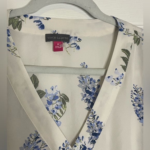 NWT VINCE CAMUTO WEEPING WILLOWS FLORAL TOP - Picture 5 of 10
